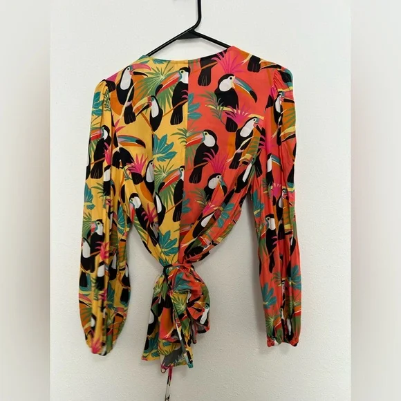 FARM Rio NWT Wrap Top - Picture 3 of 3